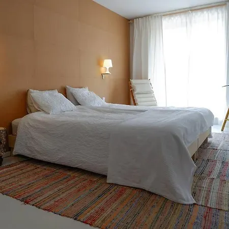 Host2u Art Ap - Fireplace - Free Parking - 5min Gondola * 반스코