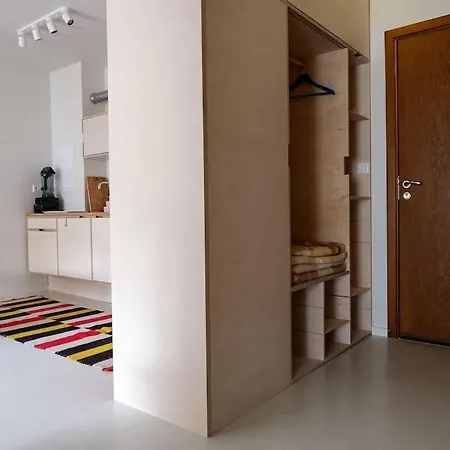 Apartamento Host2u Art Ap - Fireplace - Free Parking - 5min Gondola *