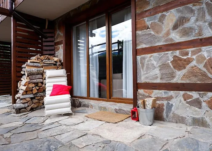 Host2u Art Ap - Fireplace - Free Parking - 5min Gondola Bansko